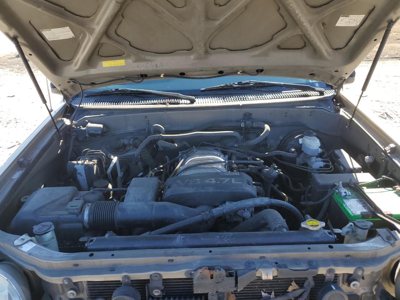 2002 Toyota Sequoia - Image 12