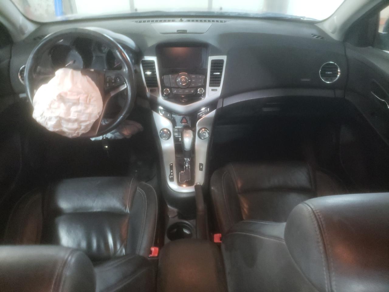 2013 Chevrolet Cruze - Image 8