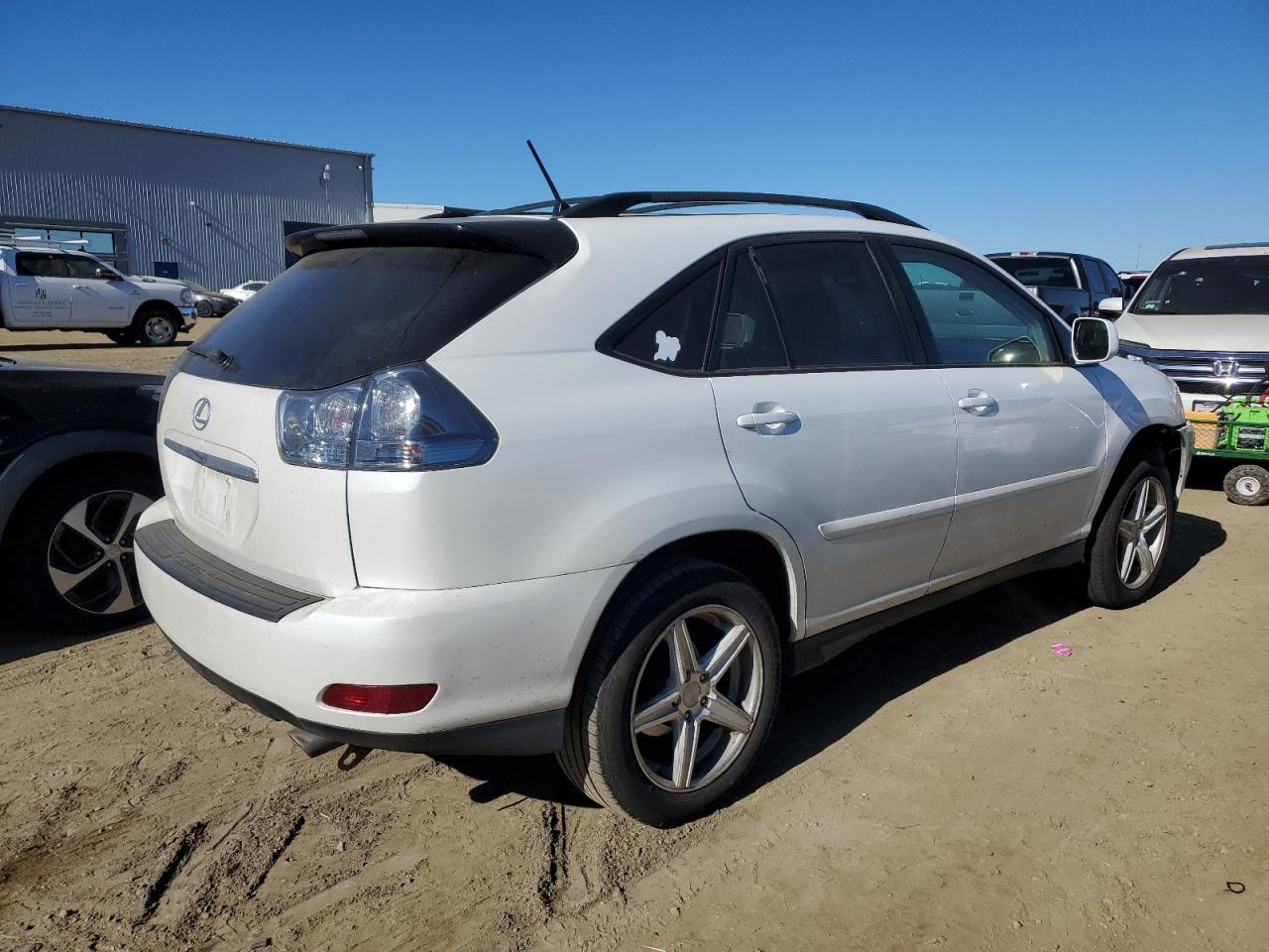 2005 Lexus RX - Image 3