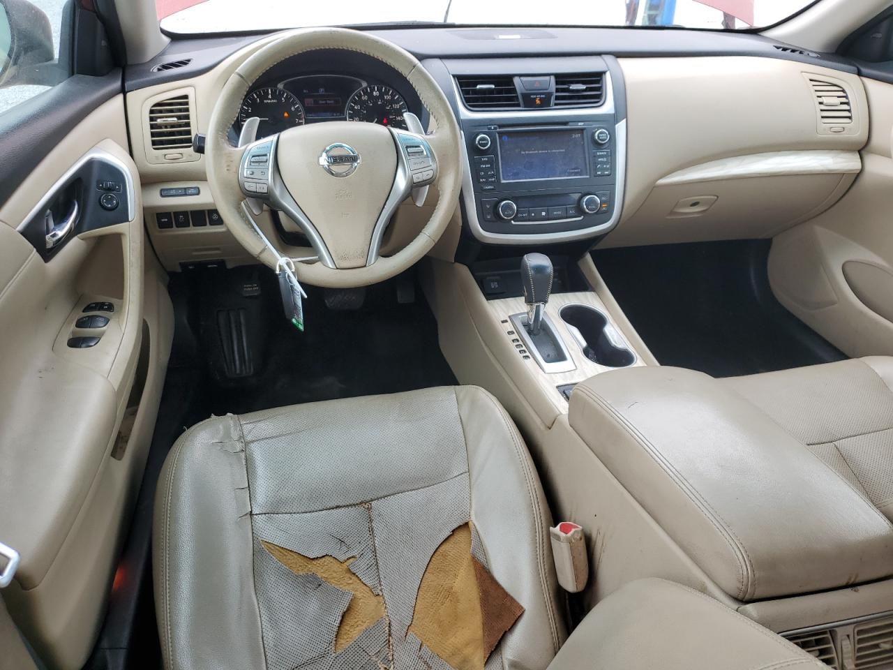 2016 Nissan Altima - Image 8
