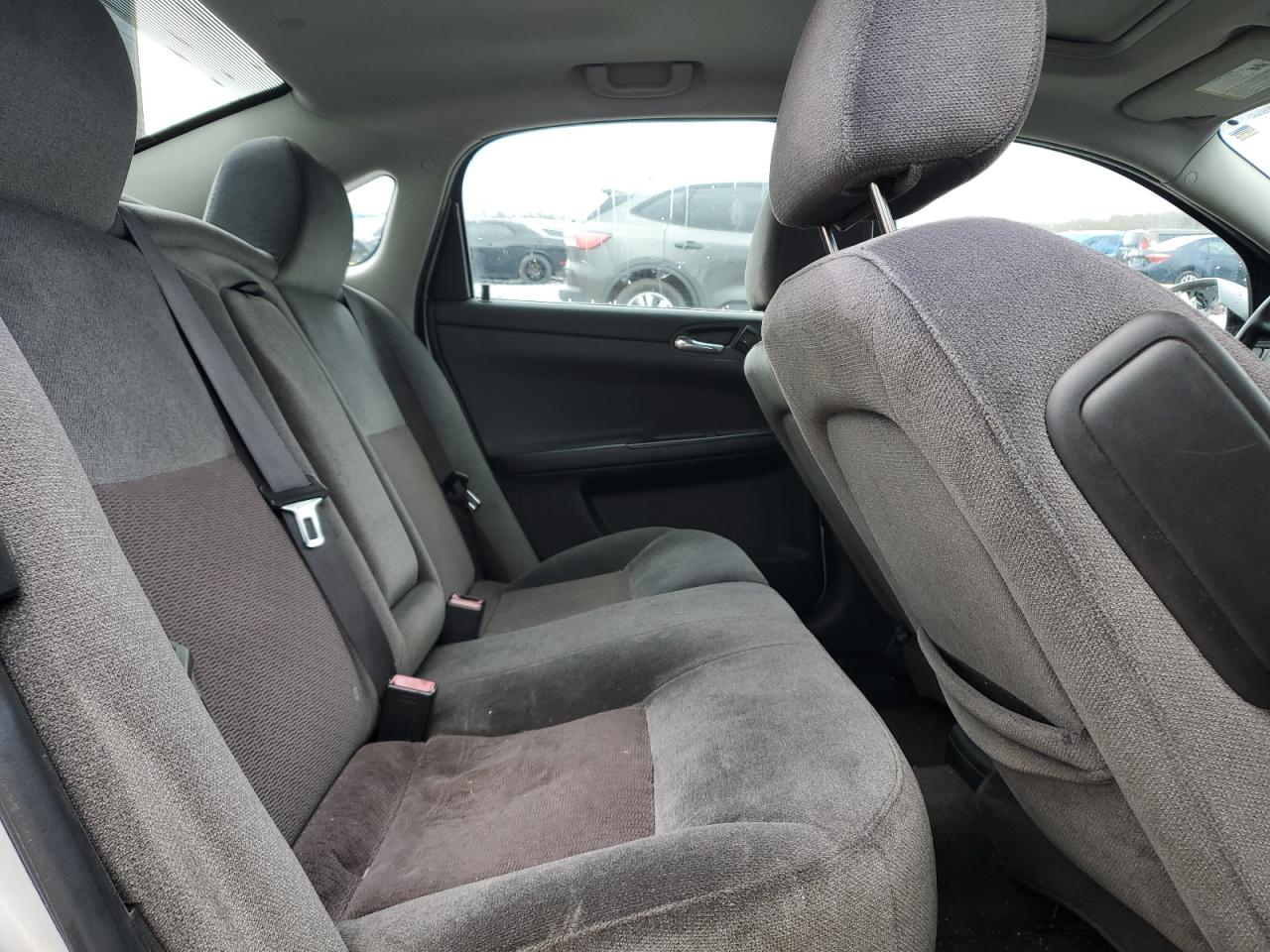 2012 Chevrolet Impala - Image 10