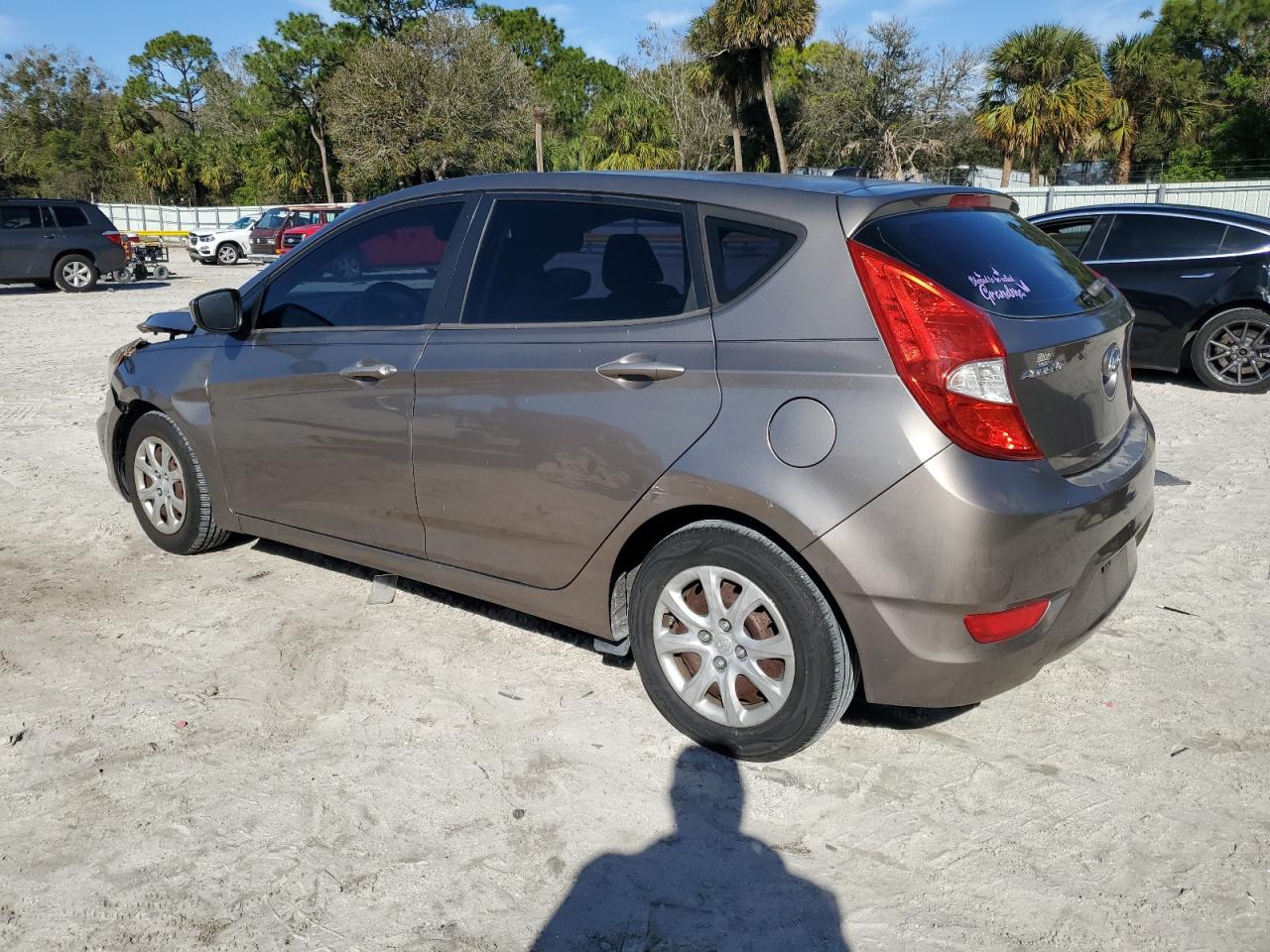 2013 Hyundai Accent - Image 2