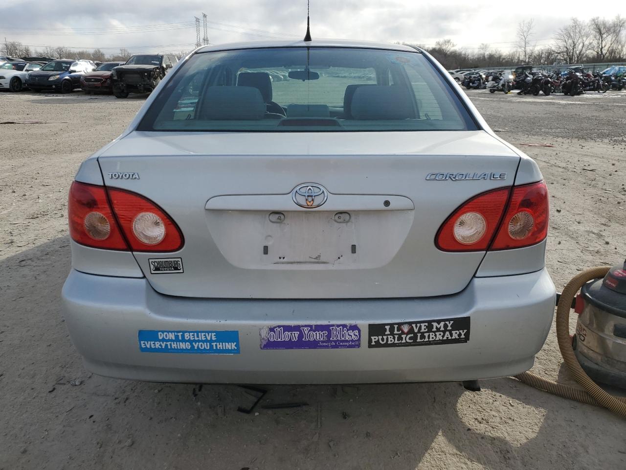 2005 Toyota Corolla - Image 6