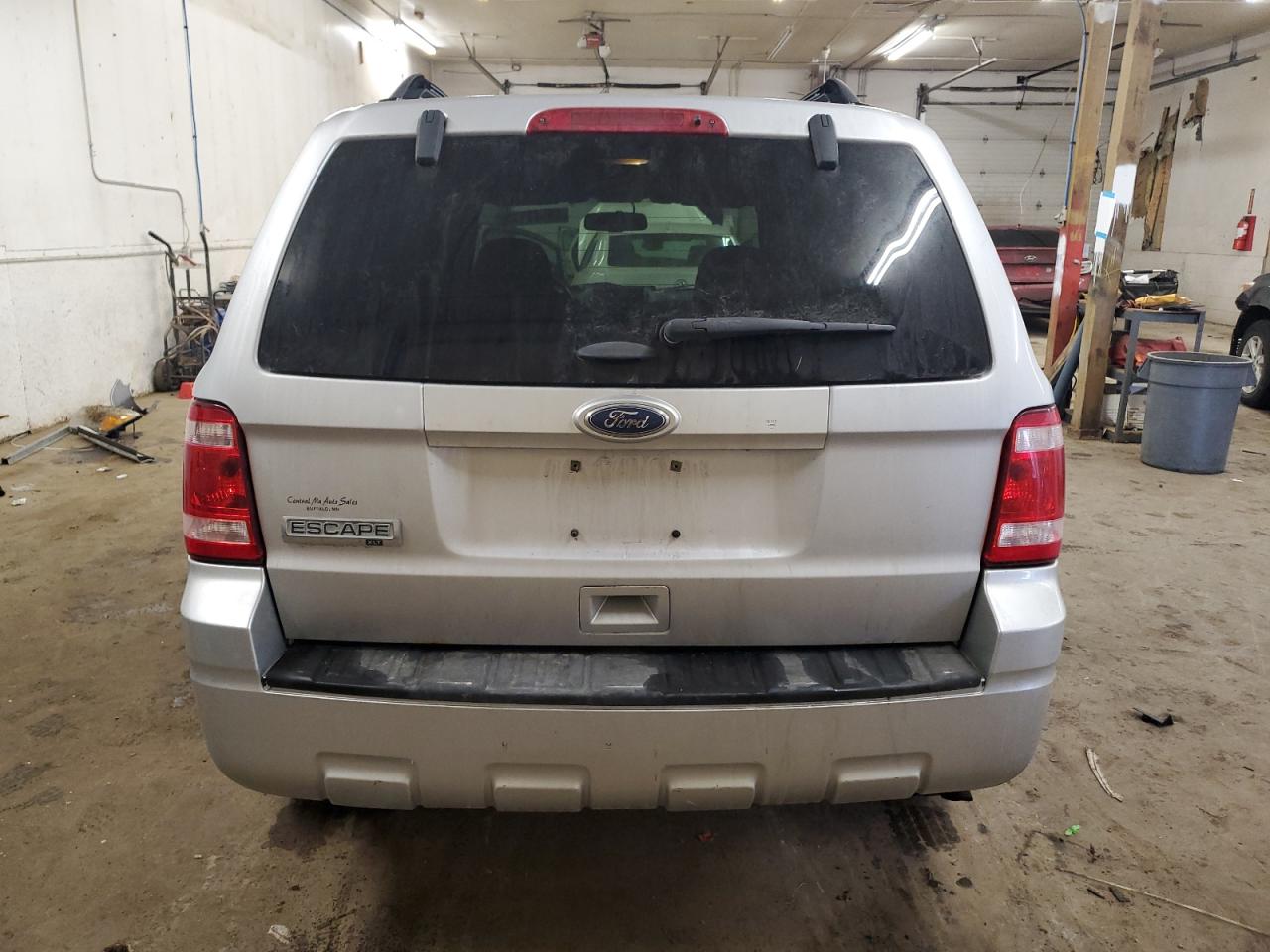2011 Ford Escape - Image 6