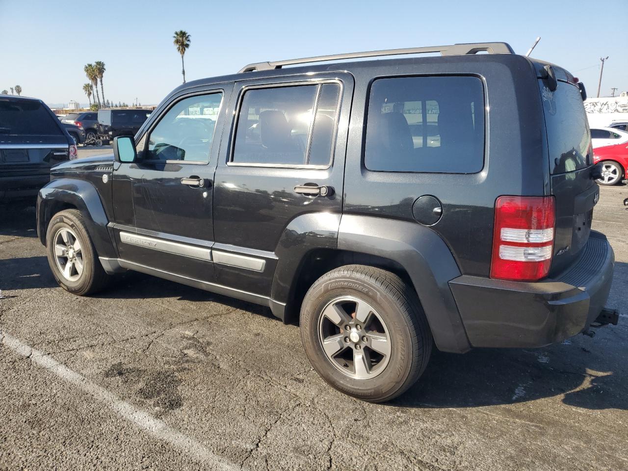 2008 Jeep Liberty (North America) - Image 2