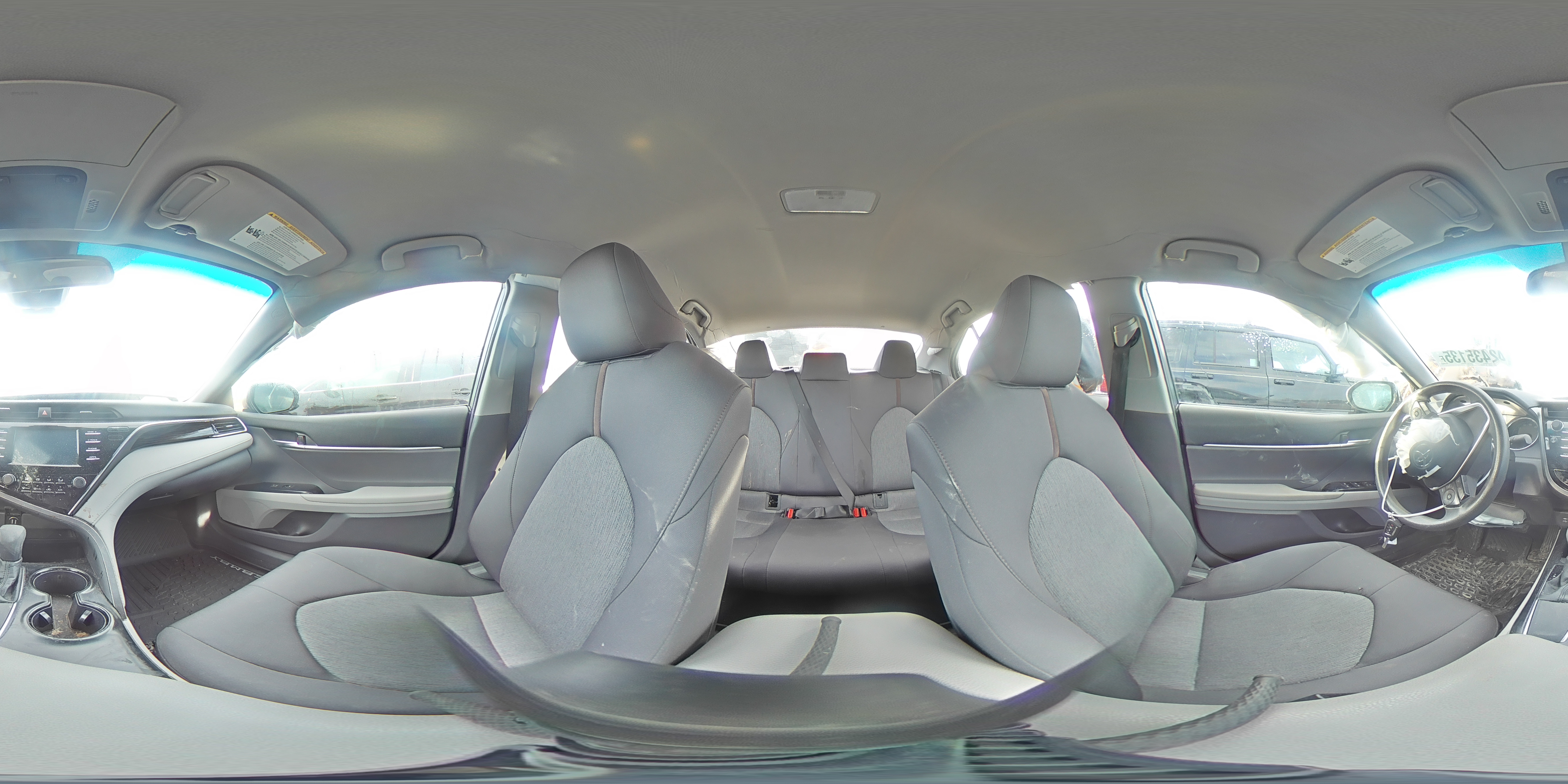 2018 Toyota Camry - Image 15