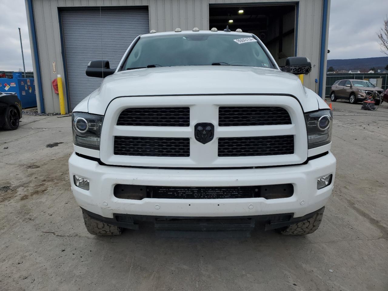 VIN 3C6UR5FL8HG571319 2017 RAM 2500 no.5