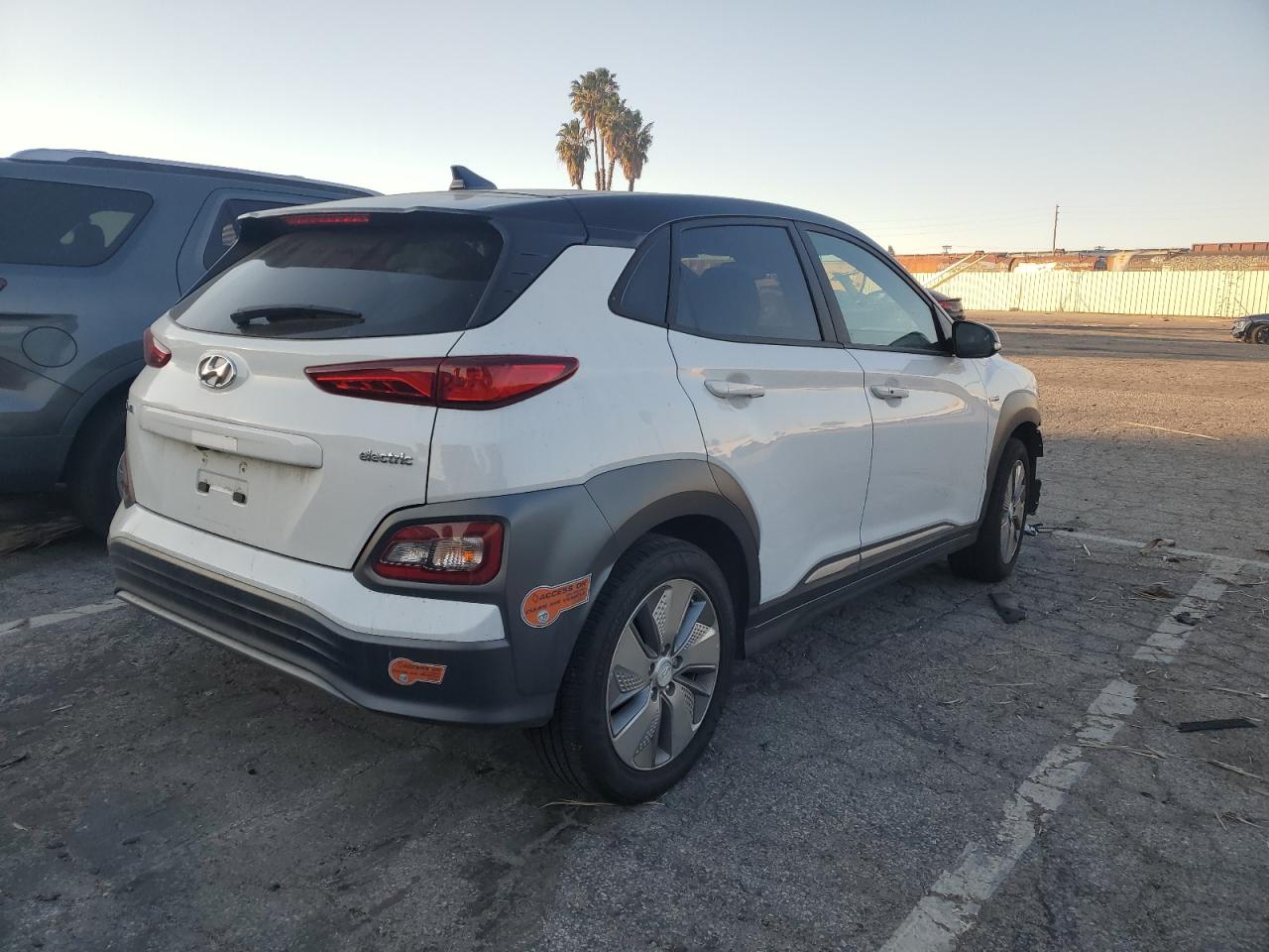 VIN KM8K23AG8LU062822 2020 HYUNDAI KONA no.3