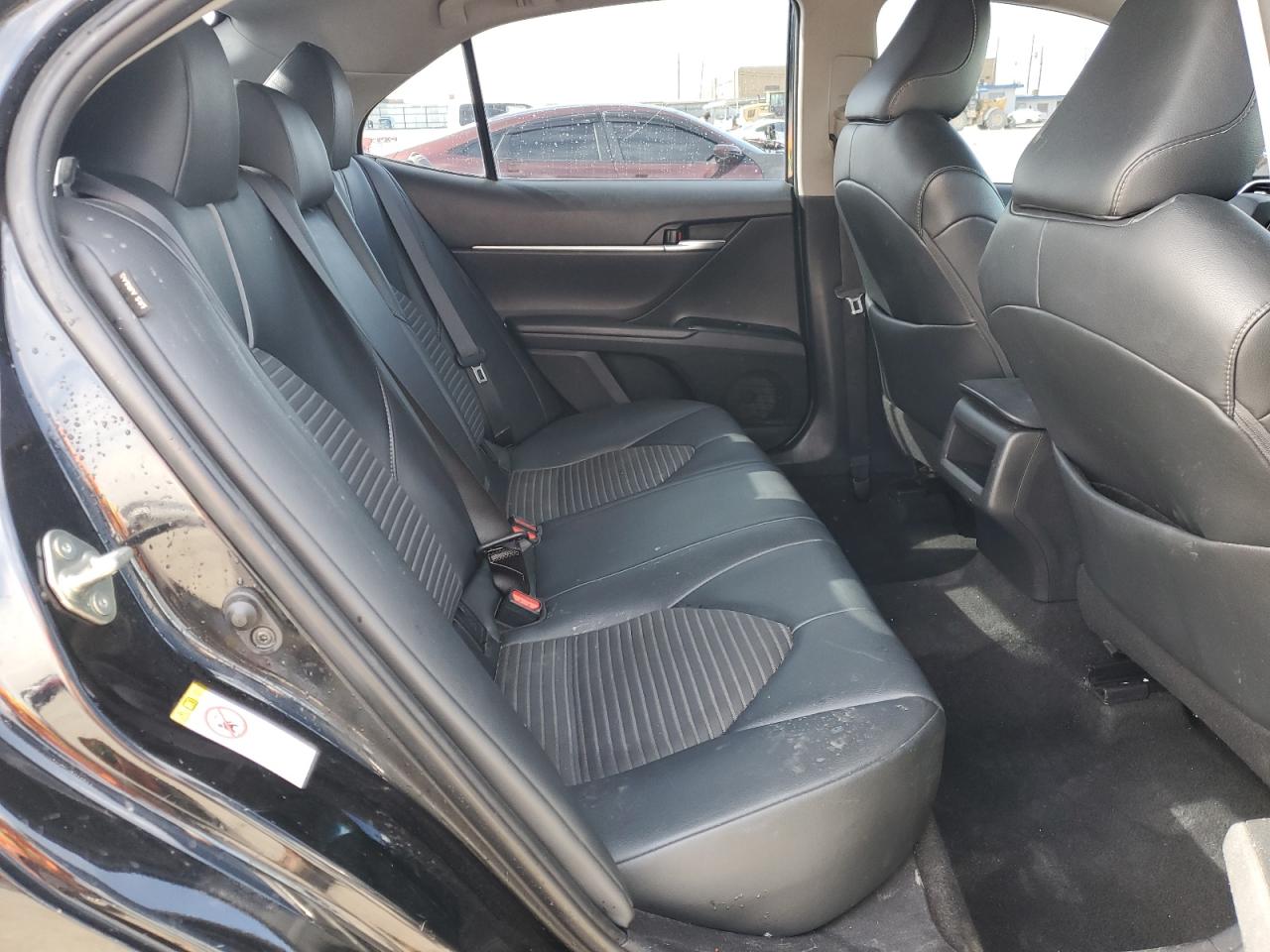 2018 Toyota Camry - Image 10