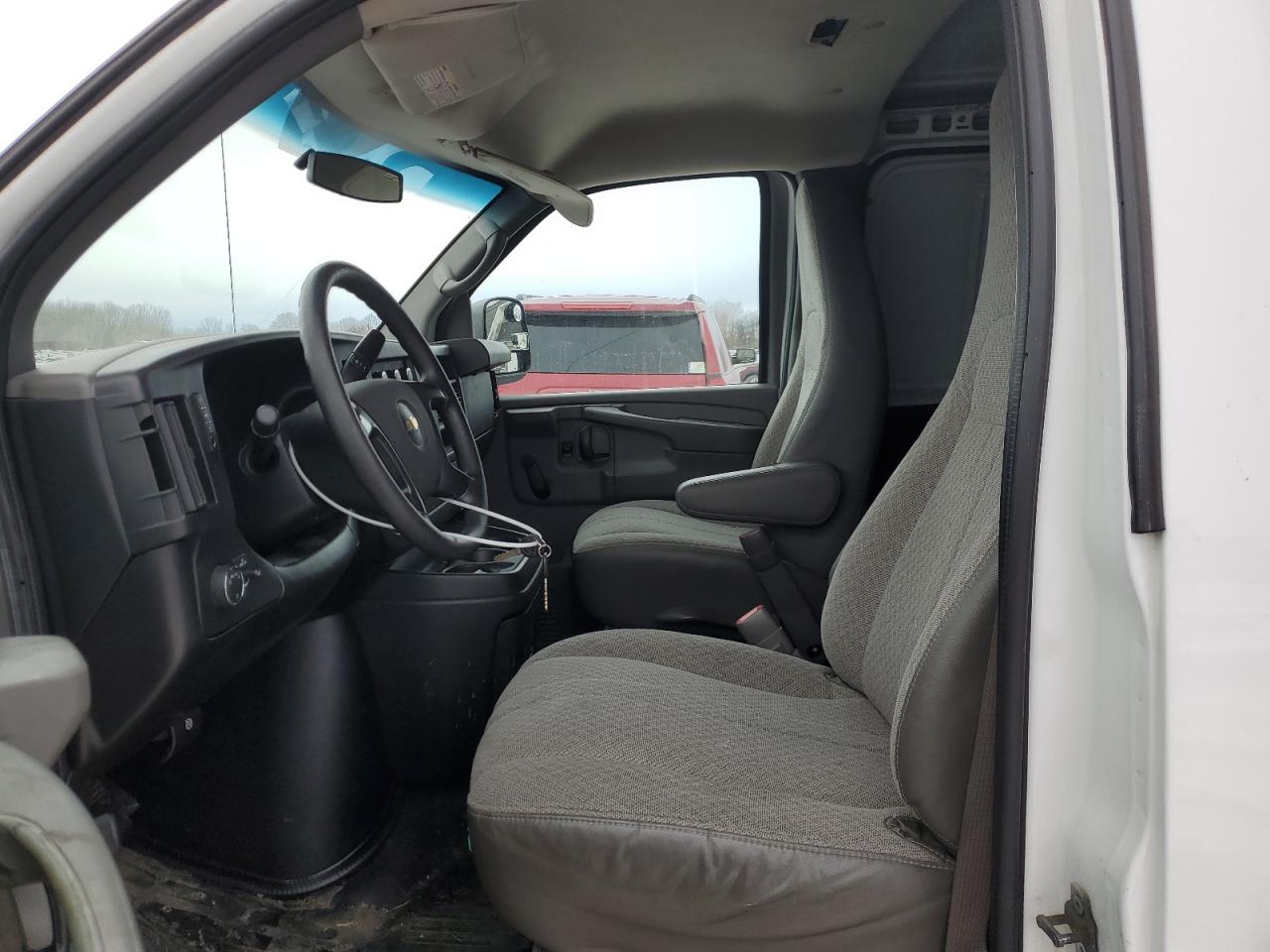 2012 Chevrolet Express - Image 7