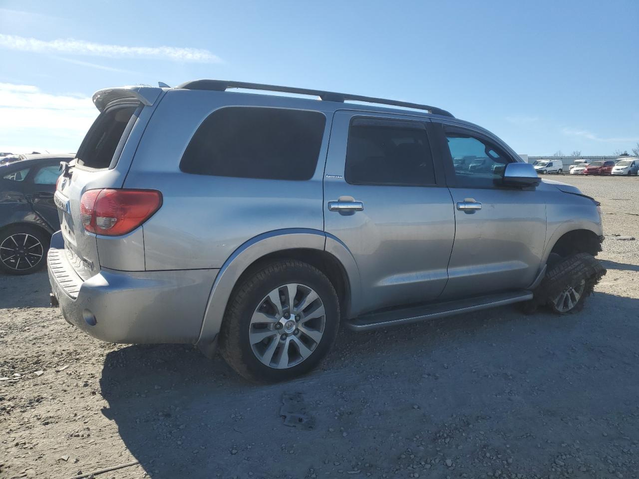 2010 Toyota Sequoia - Image 3