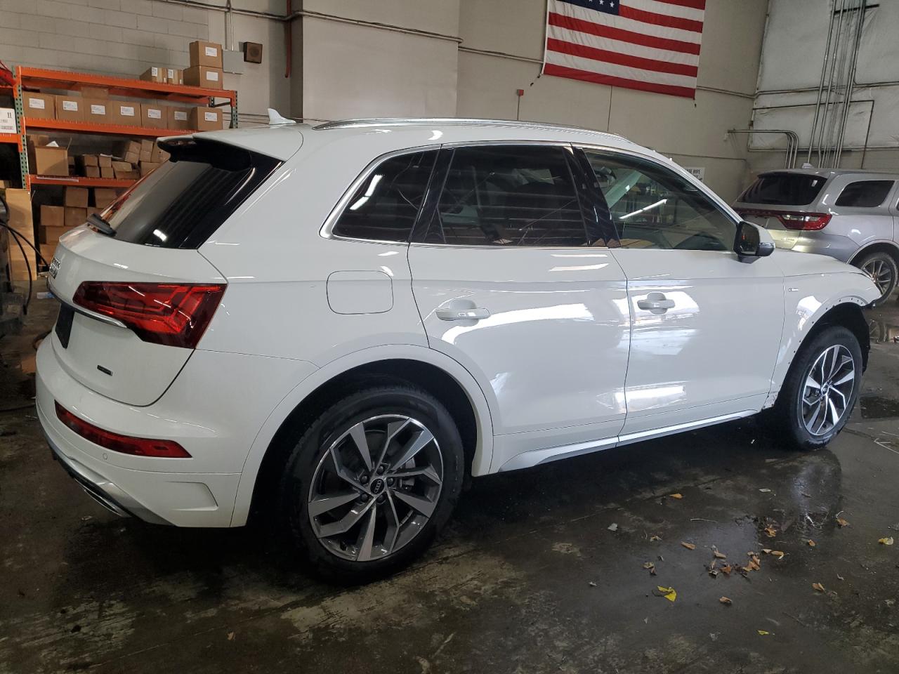 2023 Audi Q5 - Image 3