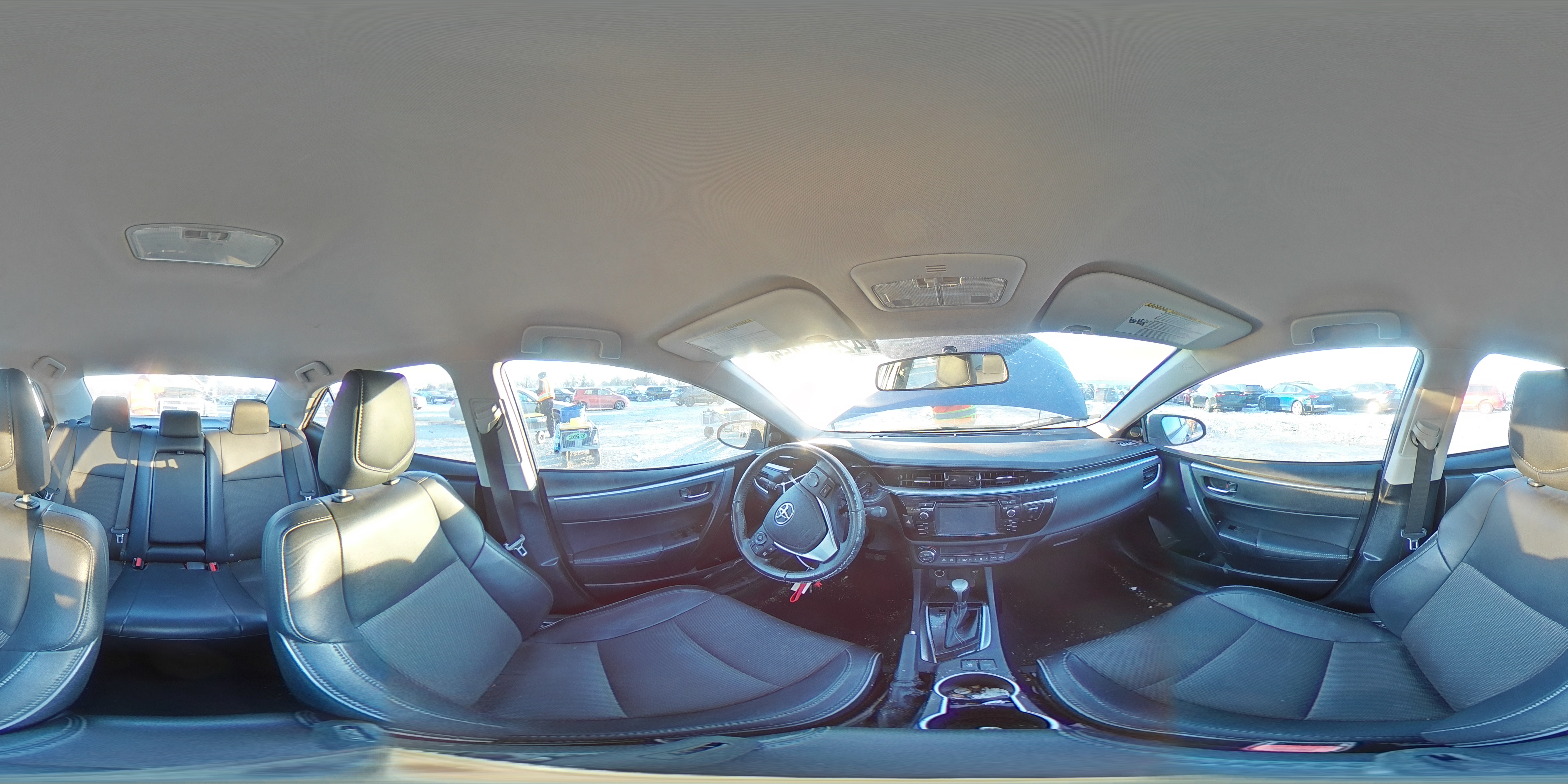 2015 Toyota Corolla - Image 12