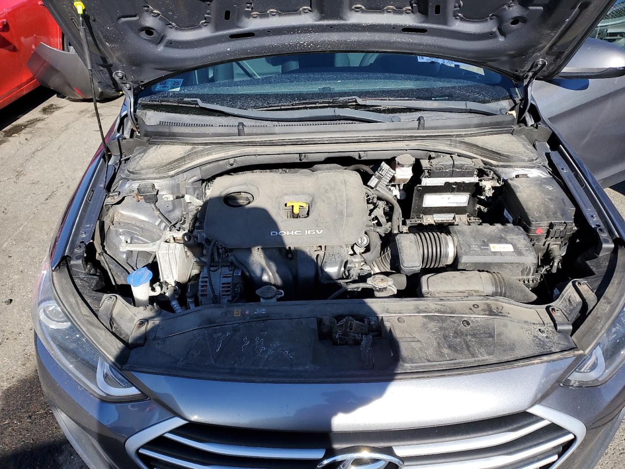 2018 Hyundai Elantra - Image 11