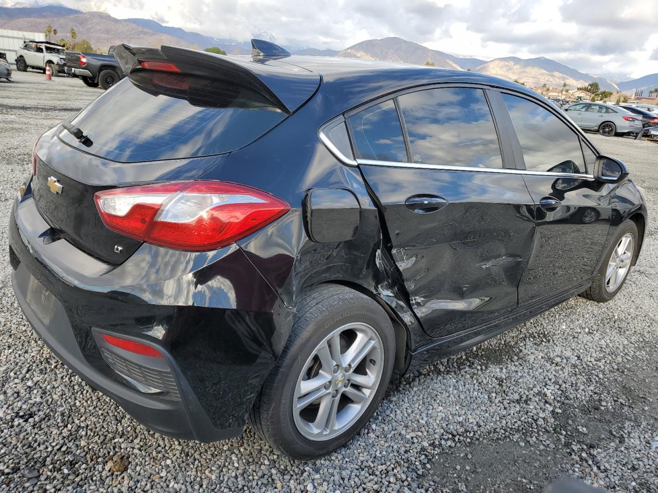 2017 Chevrolet Cruze - Image 3