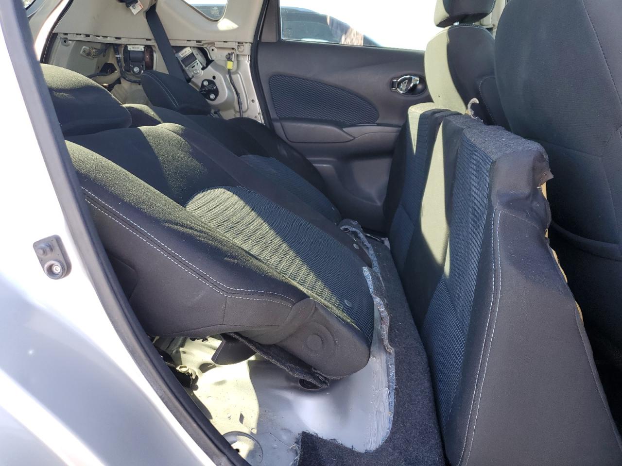 2016 Nissan Versa - Image 11
