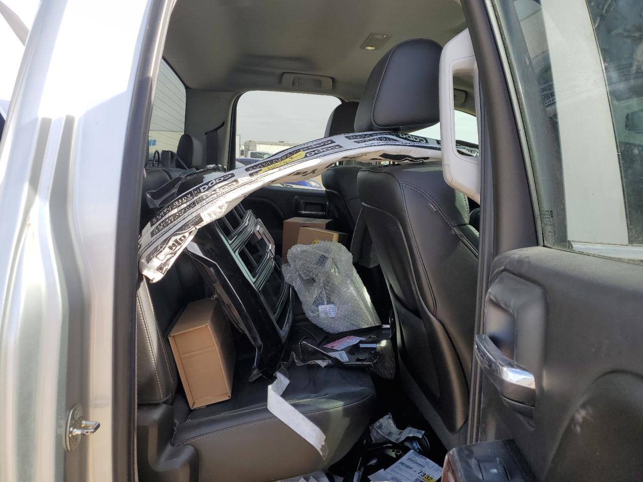 2015 GMC Sierra - Image 10
