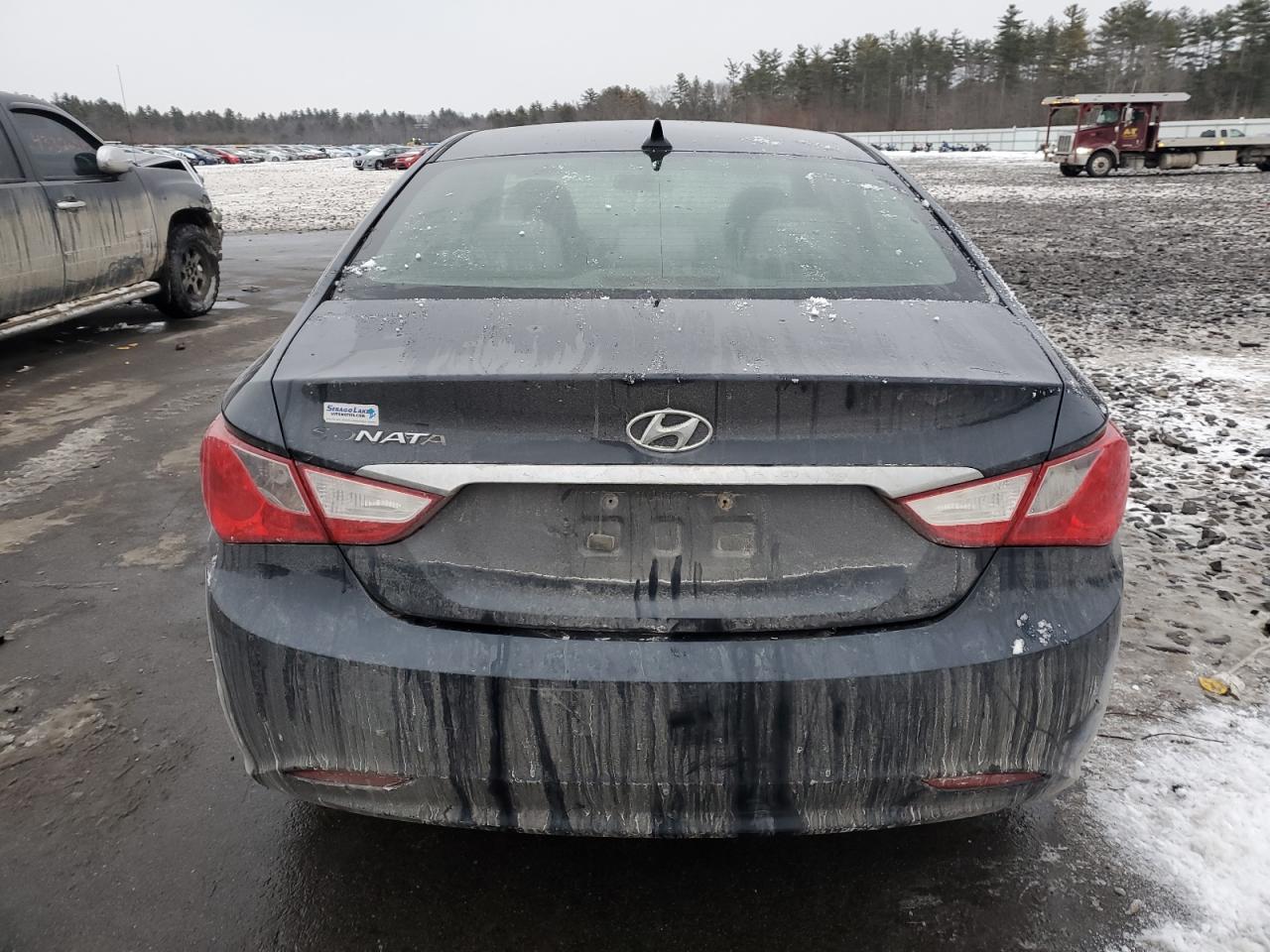 2011 Hyundai Sonata - Image 6