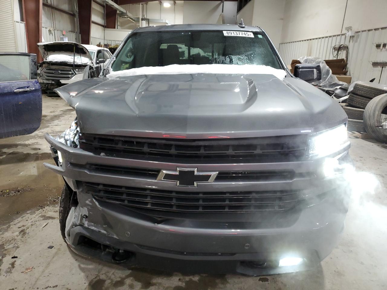 2020 Chevrolet Silverado - Image 5