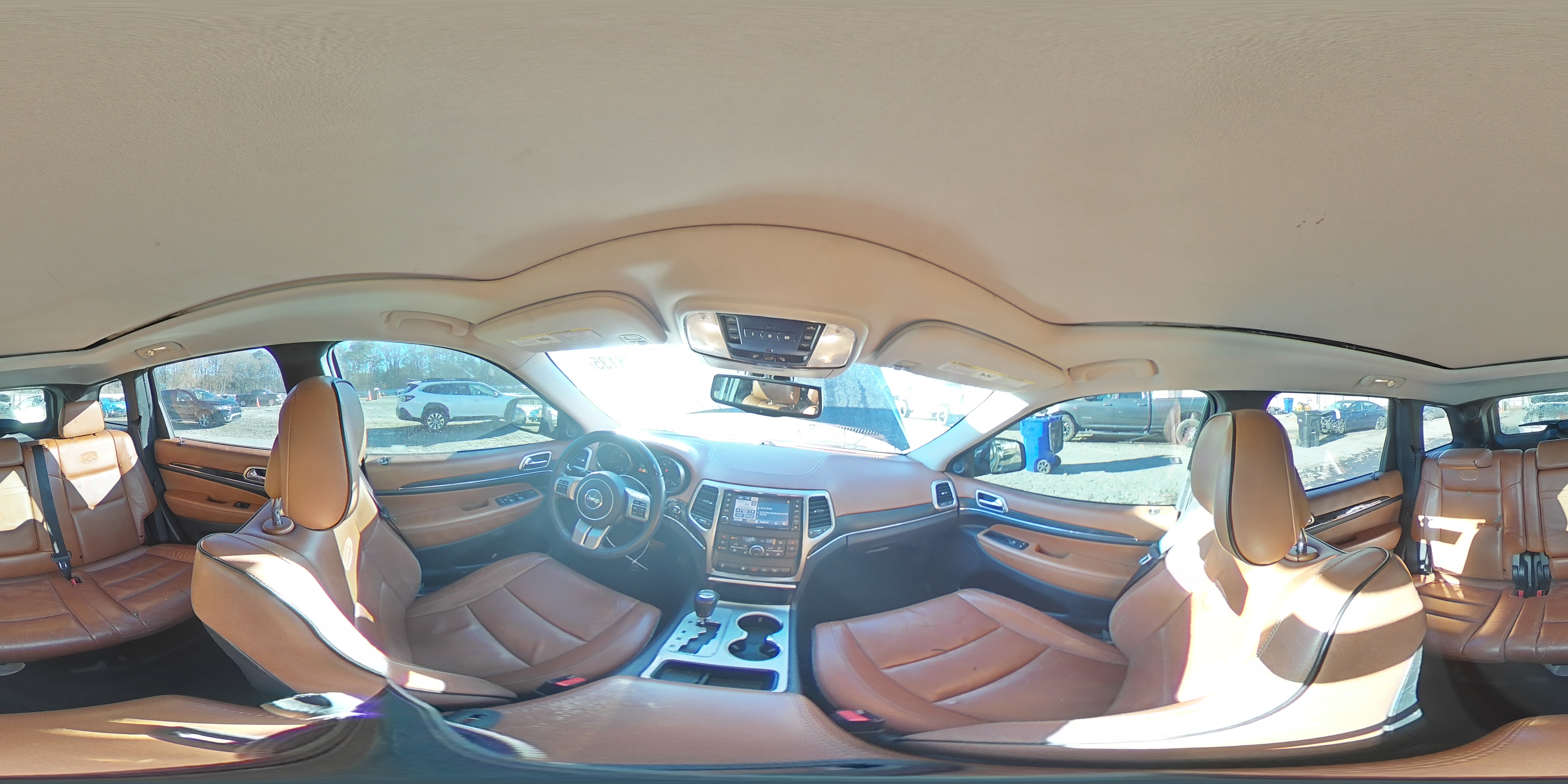 2012 Jeep Grand Cherokee - Image 15