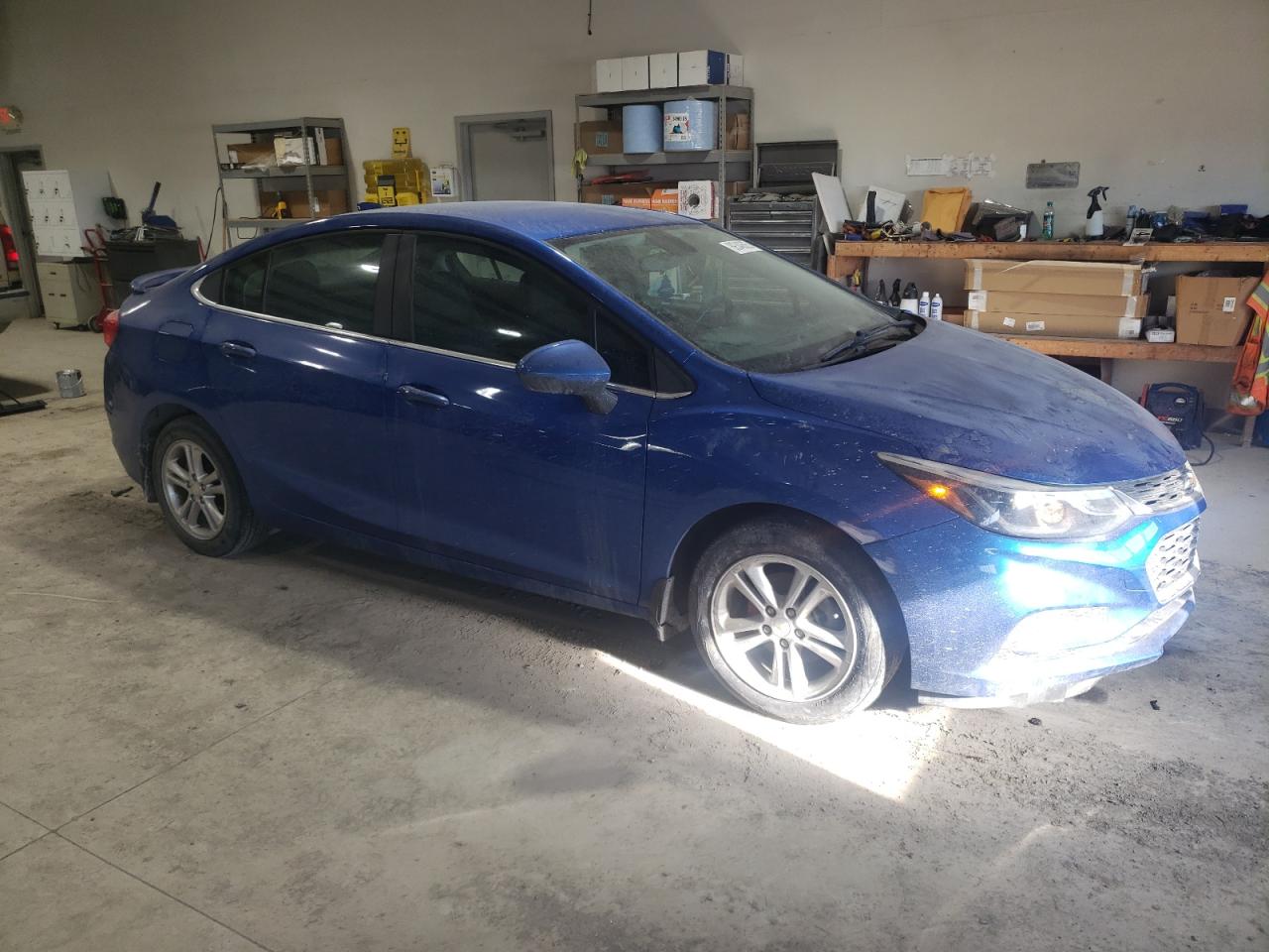 2017 Chevrolet Cruze - Image 4