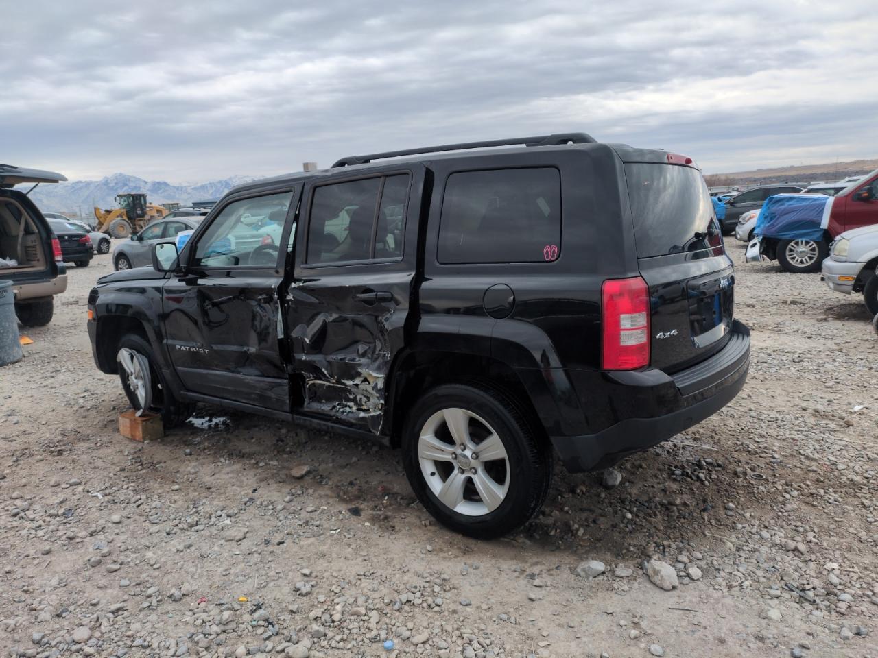 2016 Jeep Liberty (Patriot) - Image 2