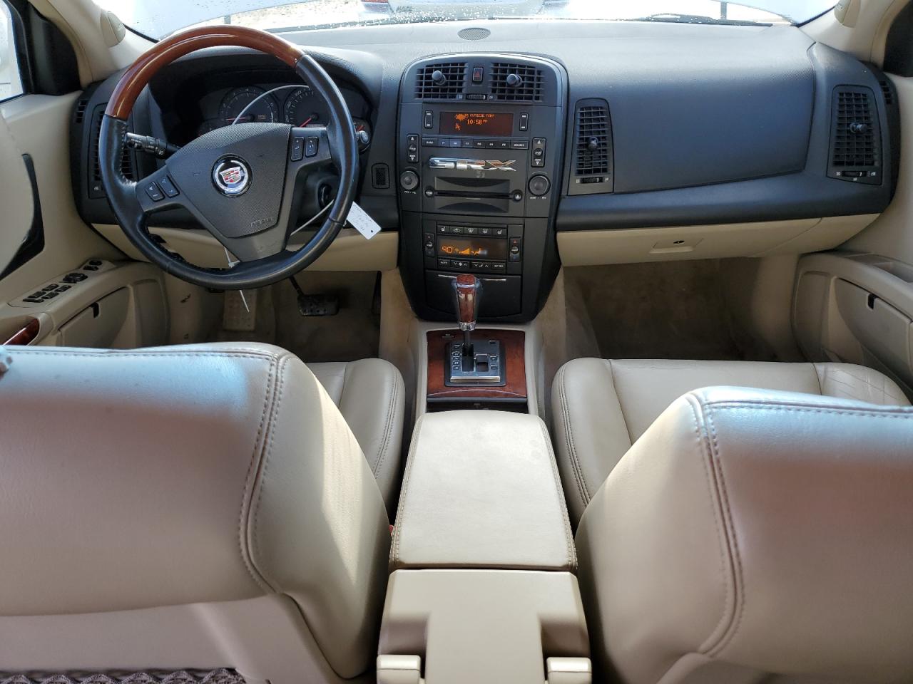 2004 Cadillac SRX - Image 8