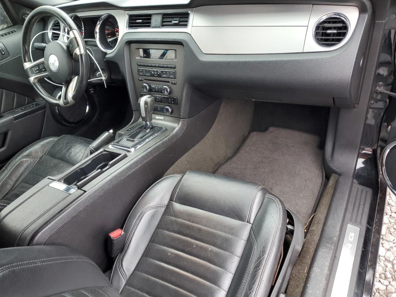 2014 Ford Mustang - Image 8