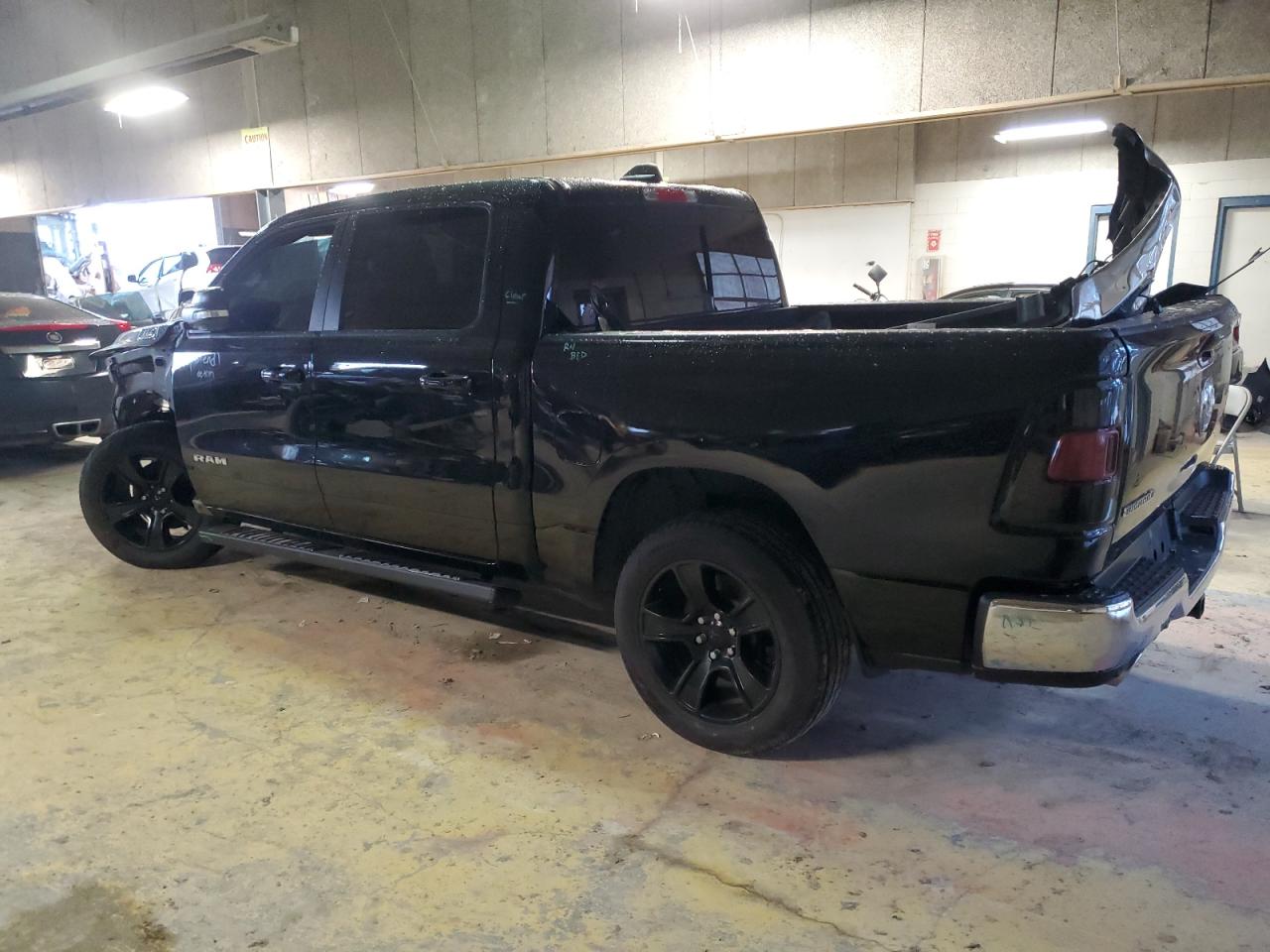 2019 RAM 1500 - Image 2