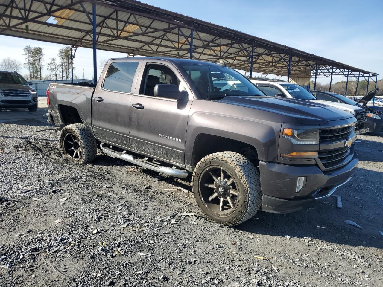 2016 Chevrolet Silverado - Image 4