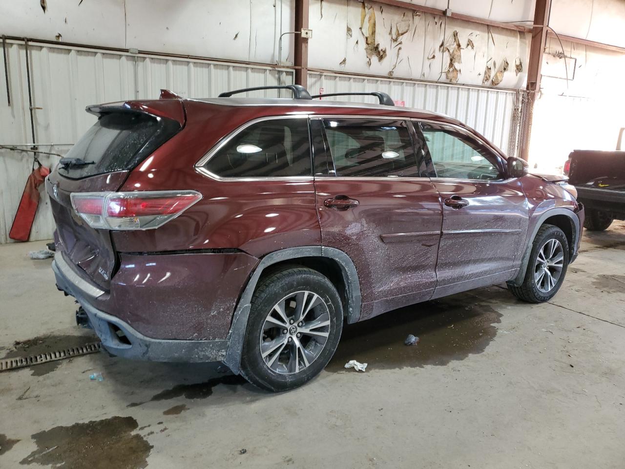 2016 Toyota Highlander - Image 3