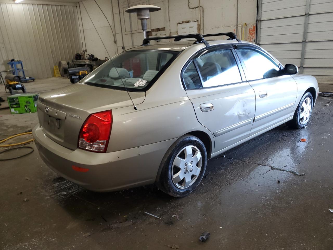 2005 Hyundai Elantra - Image 3