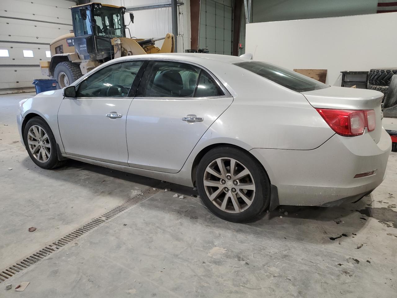 2014 Chevrolet Malibu - Image 2