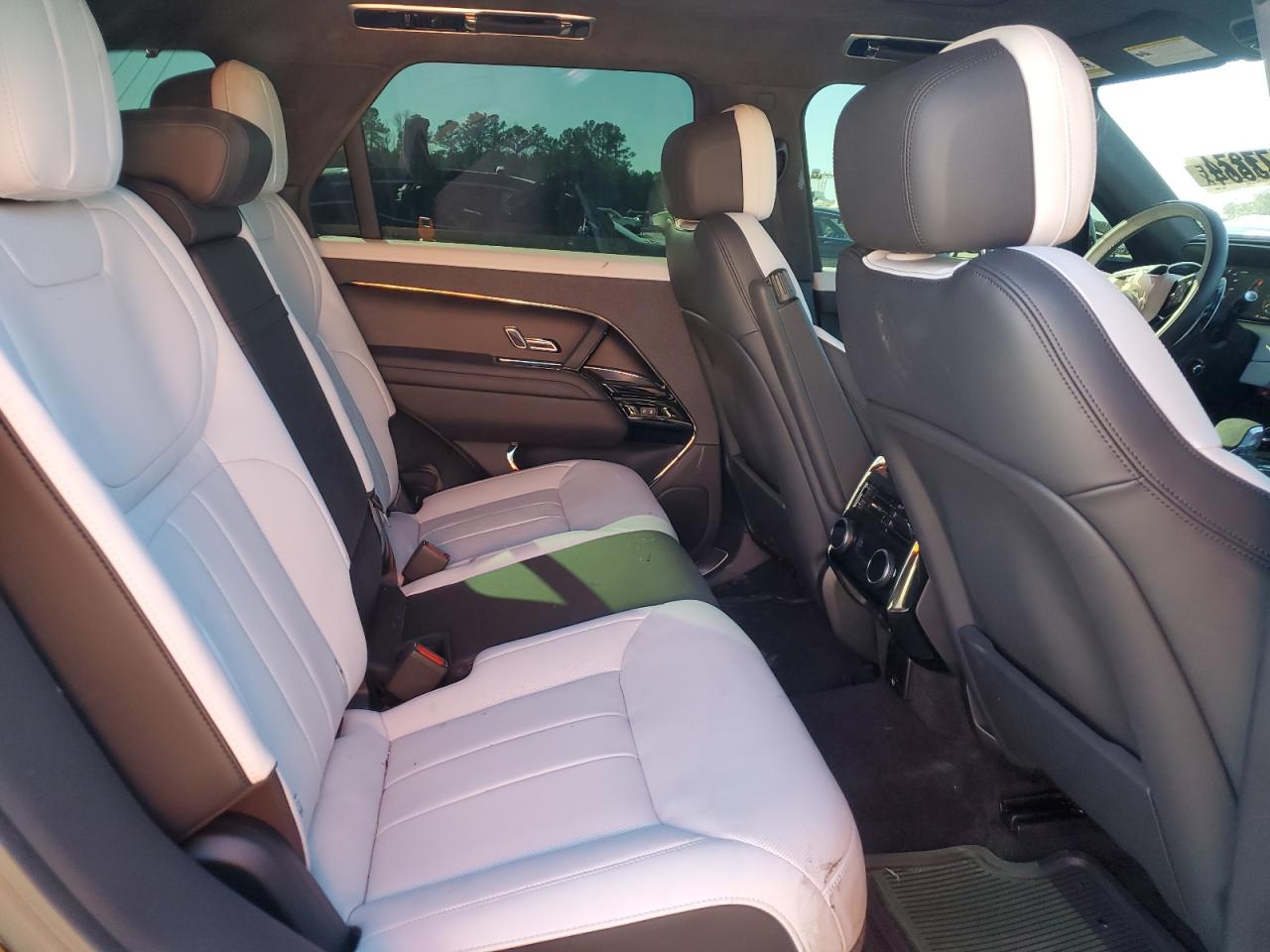 2023 Land Rover Range Rover - Image 10
