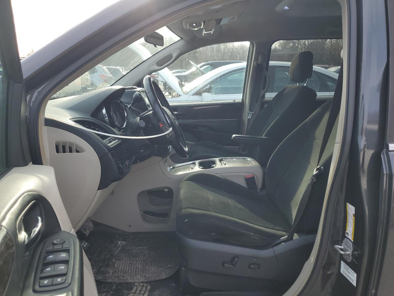 2011 Dodge Caravan - Image 7