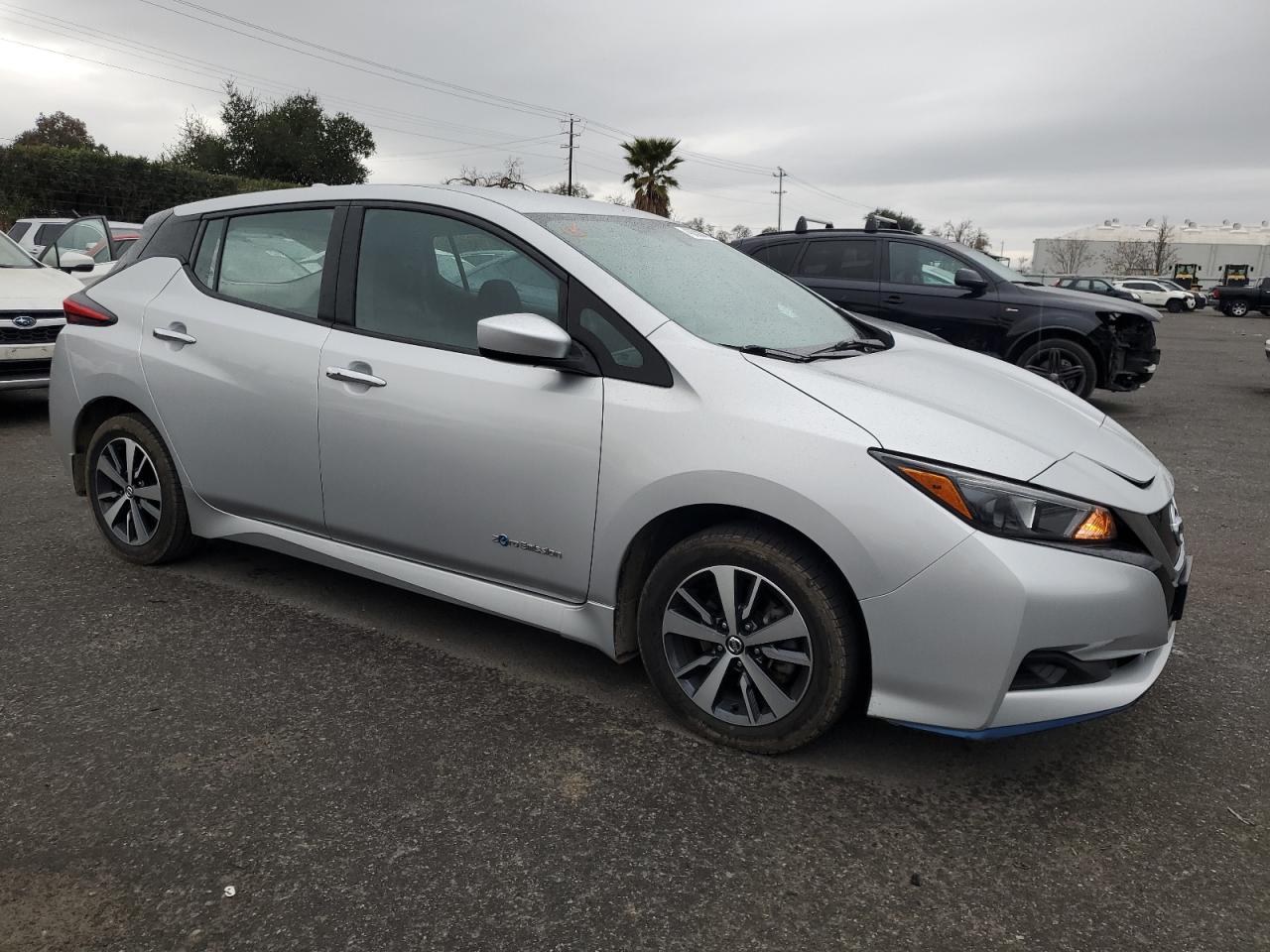 2019 Nissan Leaf - Image 4