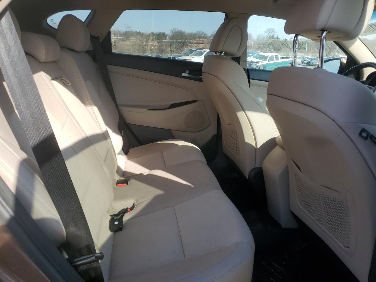 2016 Hyundai Tucson - Image 11