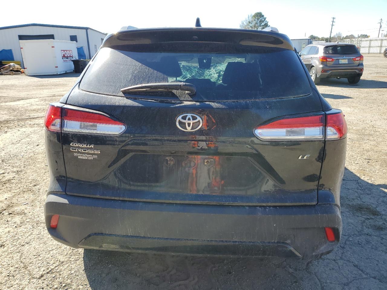 2022 Toyota Corolla Cross - Image 6
