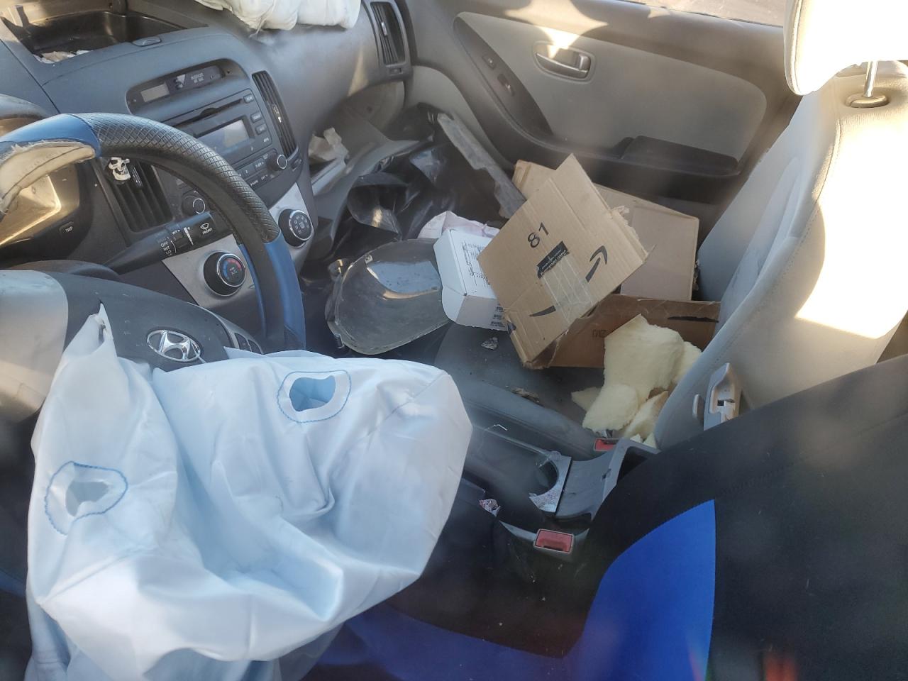 2009 Hyundai Elantra - Image 8