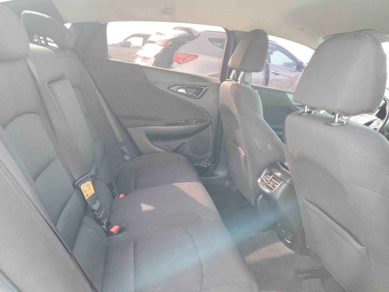 2018 Chevrolet Malibu - Image 10