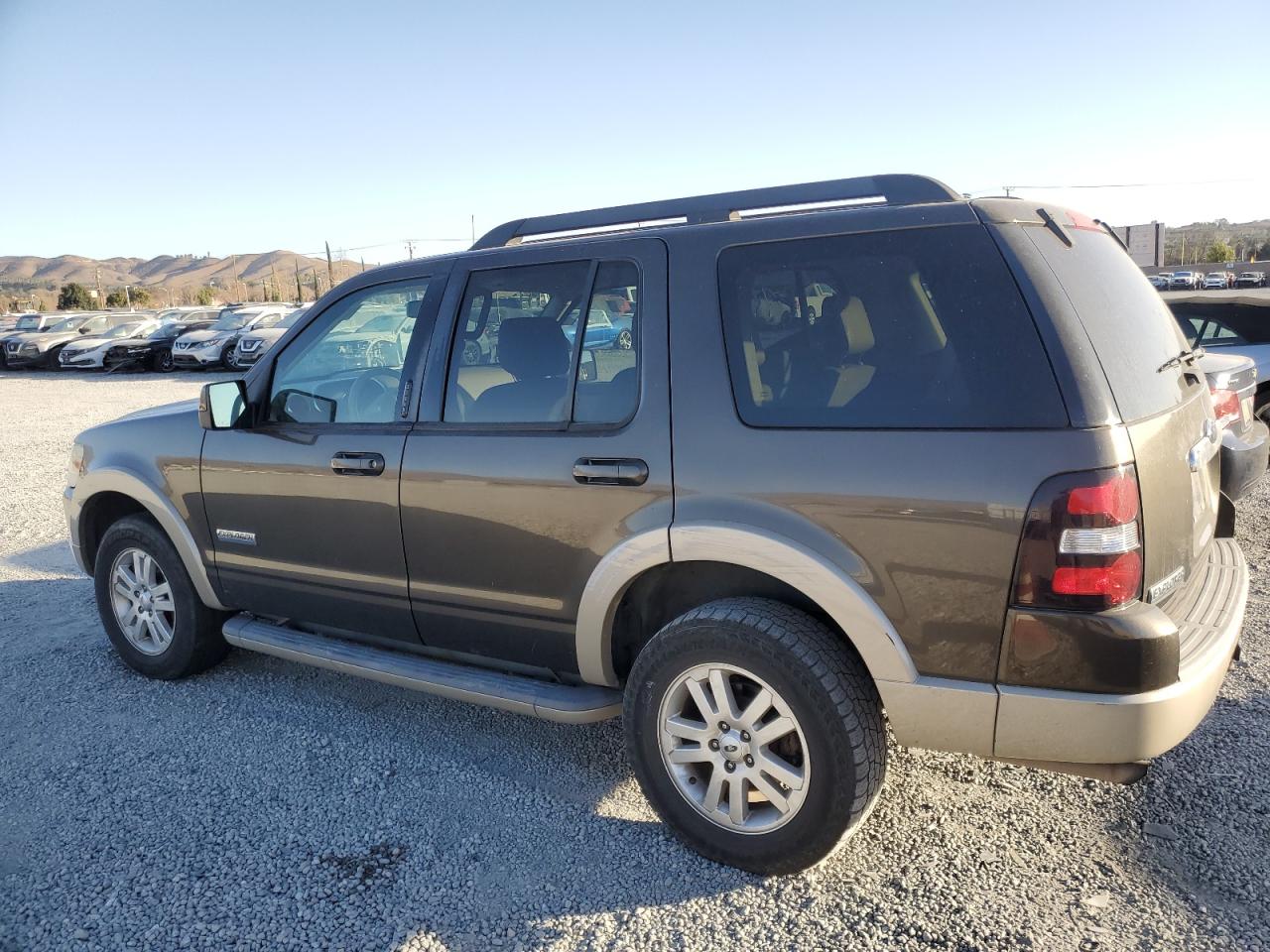 2008 Ford Explorer - Image 2