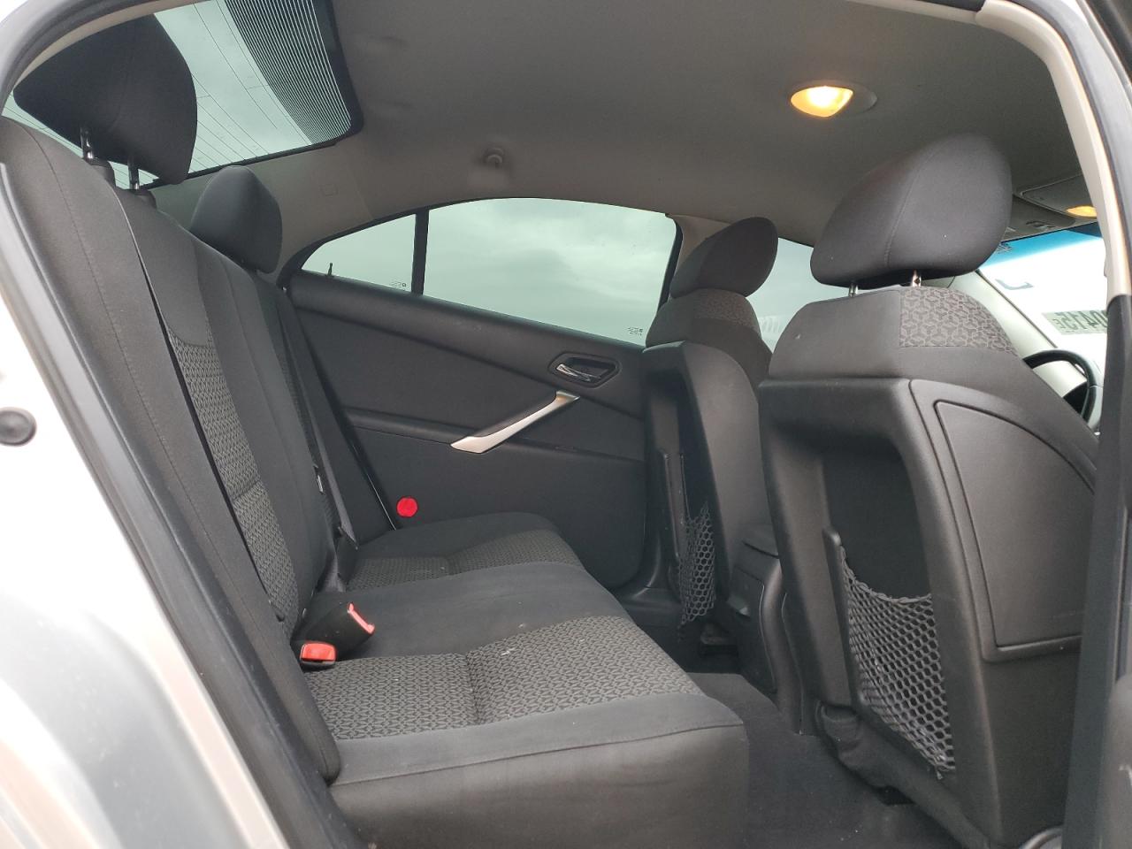 2009 Pontiac G6 - Image 10