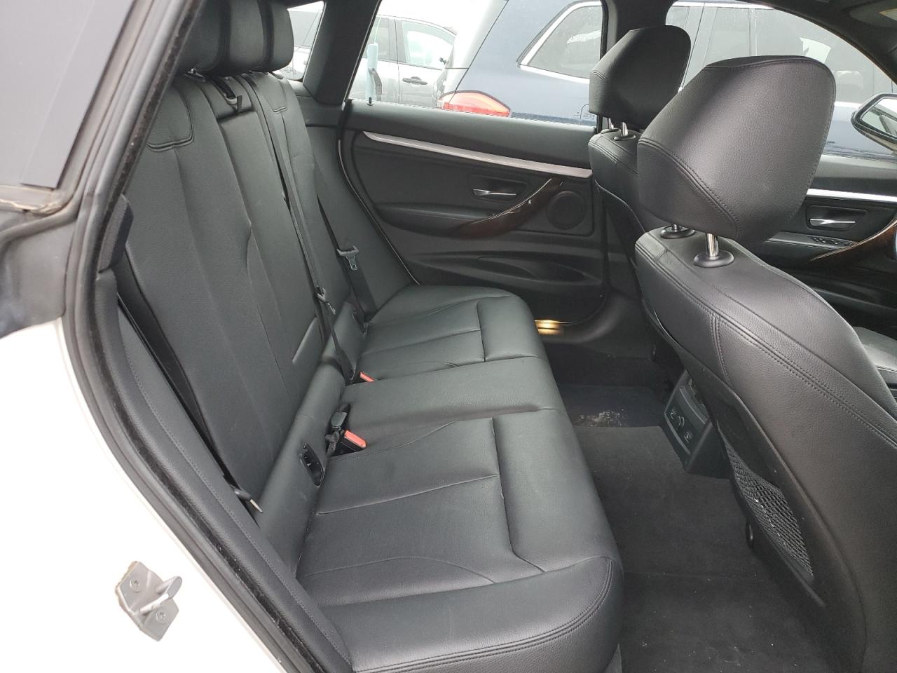 2015 BMW 3er - Image 10