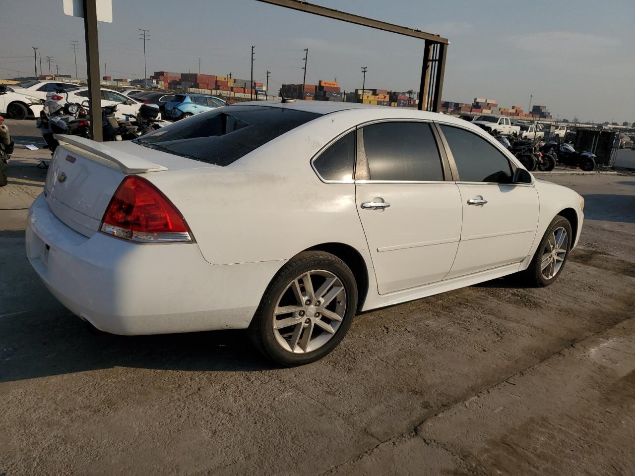 VIN 2G1WC5E36D1146164 2013 CHEVROLET IMPALA no.3