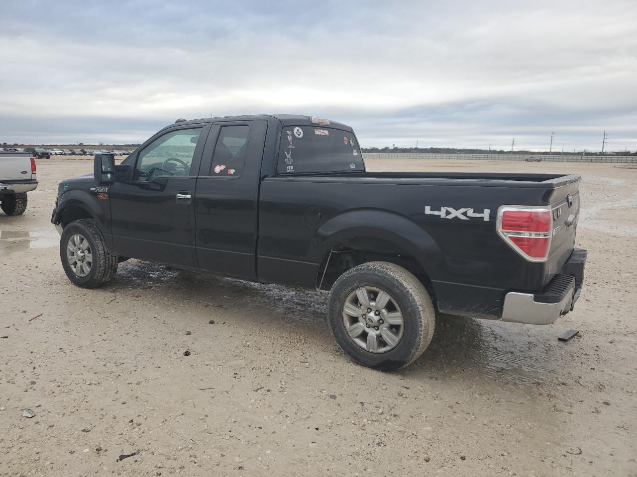 2010 Ford F-150 - Image 2