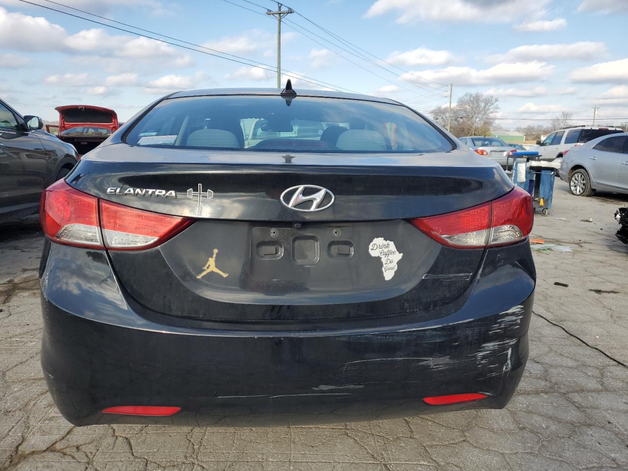 HYUNDAI ELANTRA 2012 VIN 5NPDH4AE6CH138371 фото 6