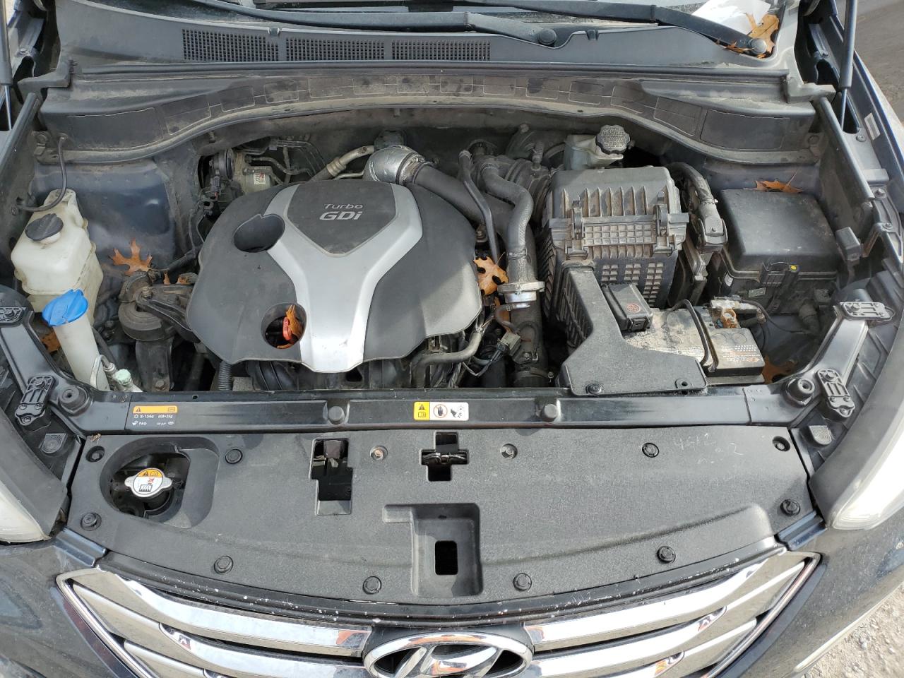 2014 Hyundai Santa Fe - Image 13