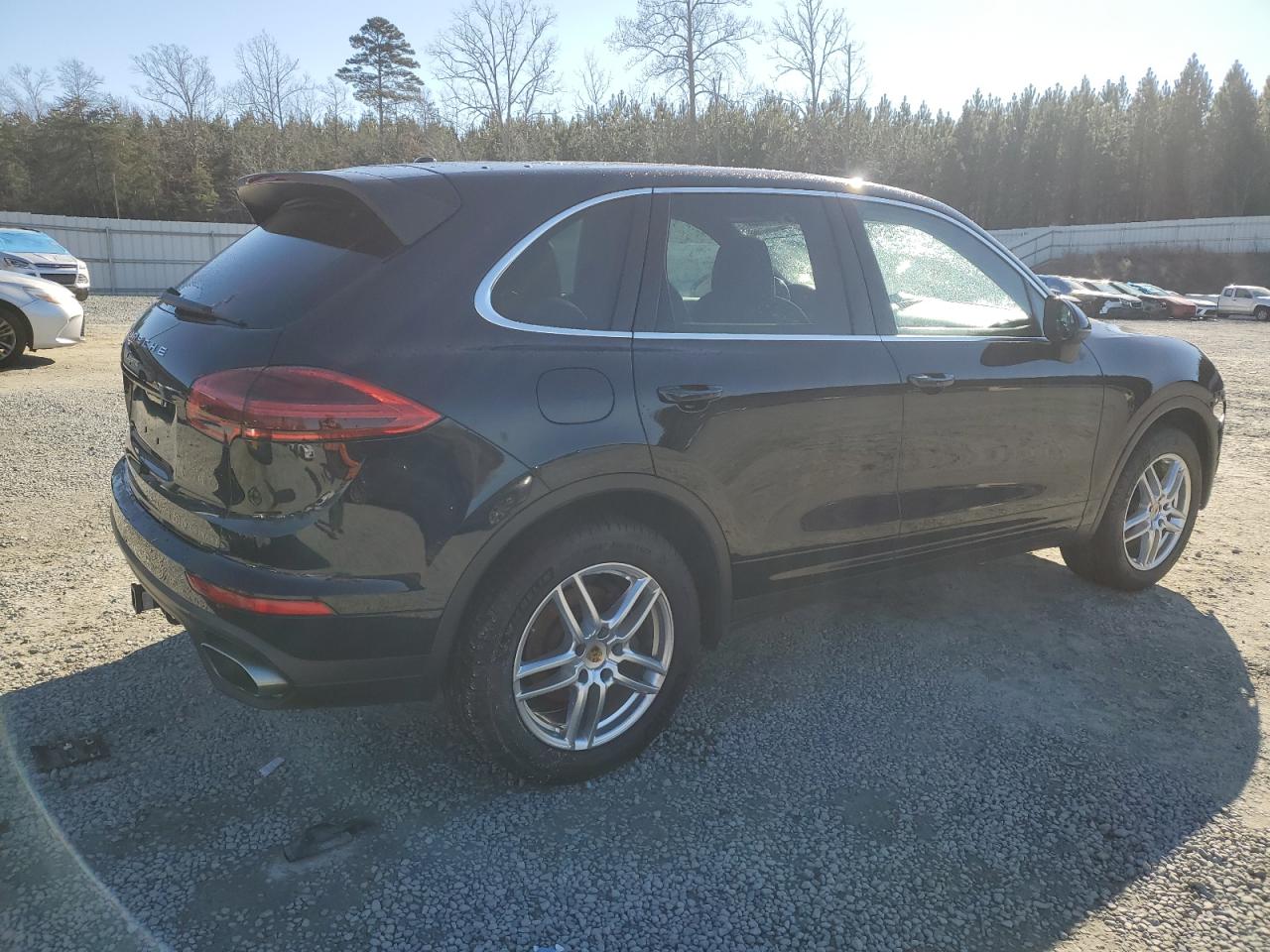 VIN WP1AA2A21GLA08662 2016 PORSCHE CAYENNE no.3