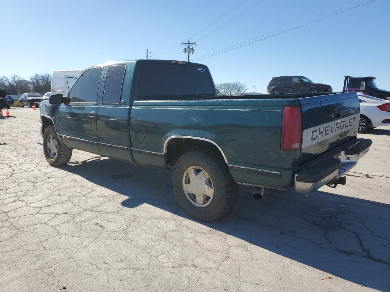1996 Chevrolet GMT-400 - Image 2