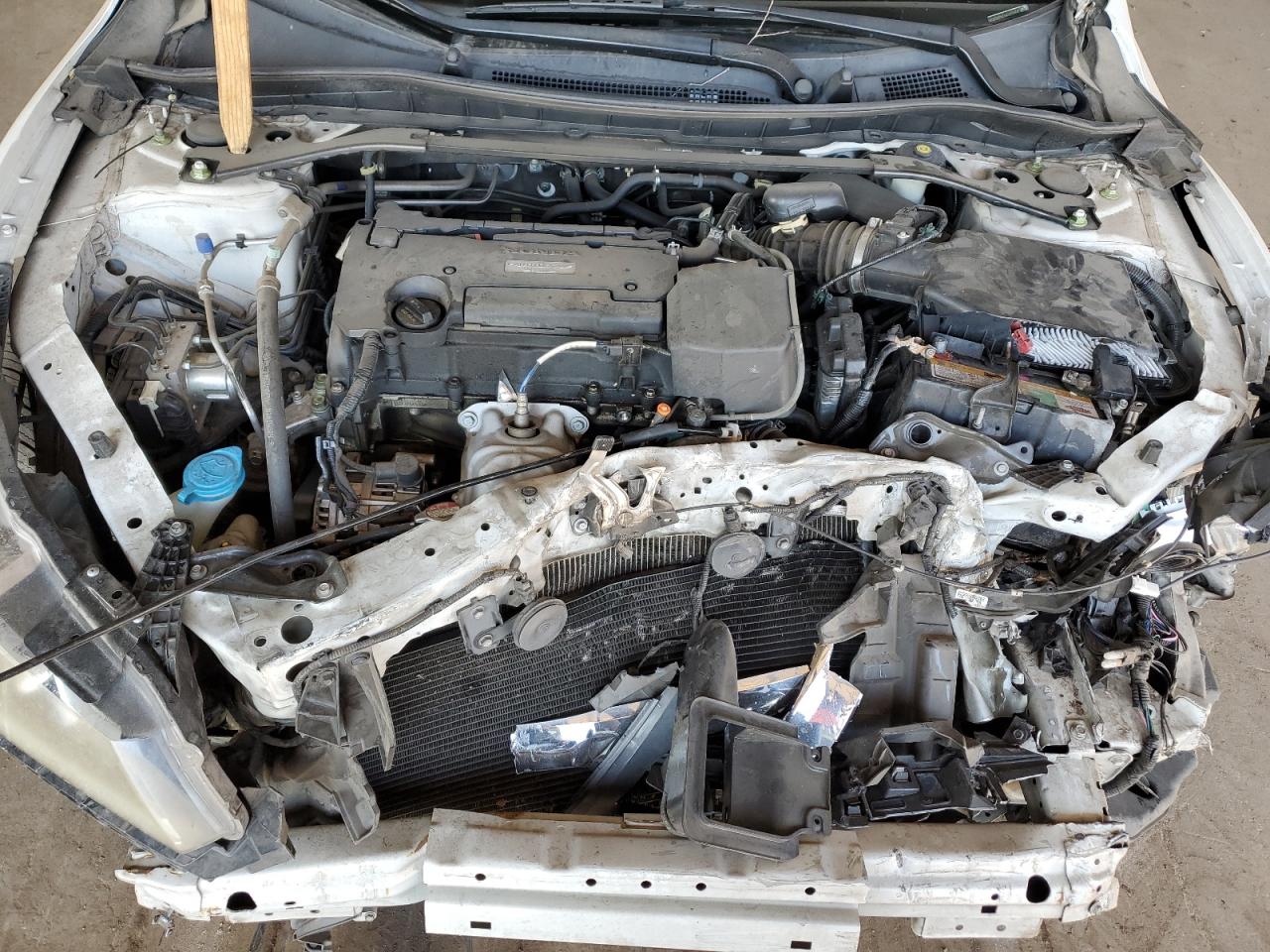 2017 Honda Accord - Image 13
